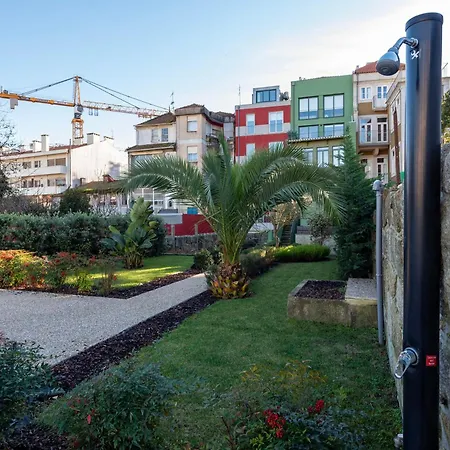 Exotic Flat With Shared Pool & Garden Porto